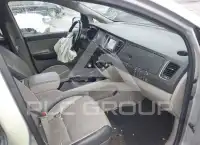 2017 KIA Sedona photo