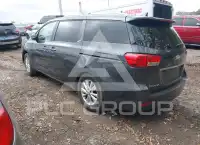 2017 KIA Sedona photo