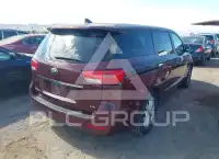 2017 KIA Sedona фото