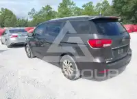 2017 KIA Sedona photo