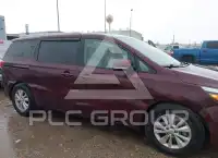 2017 KIA Sedona фото