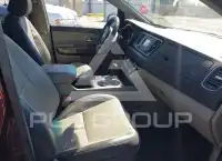 2017 KIA Sedona фото