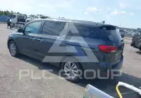 2017 KIA Sedona фото