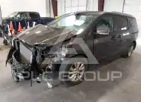 2017 KIA Sedona photo