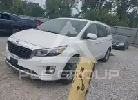 2017 KIA Sedona фото