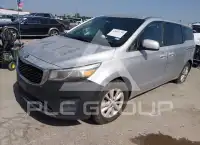 2017 KIA Sedona photo
