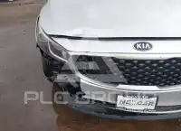2017 KIA Sedona photo