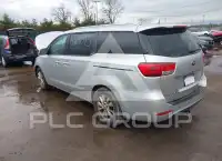 2017 KIA Sedona photo