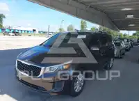 2017 KIA Sedona фото