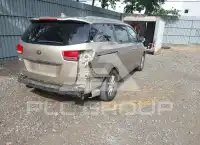 2017 KIA Sedona фото