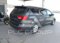 2017 KIA Sedona photo