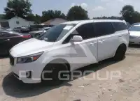 2017 KIA Sedona фото