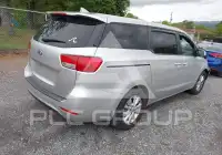 2017 KIA Sedona фото