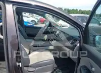2017 KIA Sedona фото
