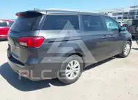 2017 KIA Sedona фото