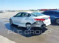 2017 KIA Optima photo