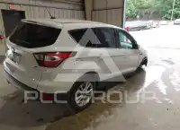 2017 Ford ESCAPE photo