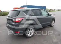 2017 Ford ESCAPE photo