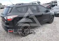 2017 Ford ESCAPE photo