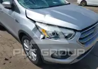 2017 Ford ESCAPE photo