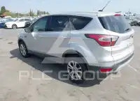 2017 Ford ESCAPE photo