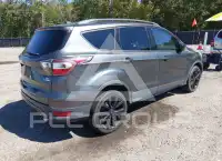 2017 Ford ESCAPE photo
