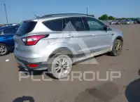 2017 Ford ESCAPE photo
