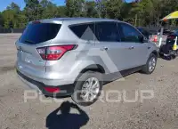 2017 Ford ESCAPE photo