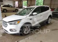 2017 Ford ESCAPE photo