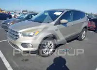 2017 Ford ESCAPE photo