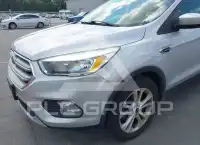 2017 Ford ESCAPE photo