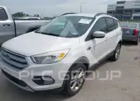 2017 Ford ESCAPE photo