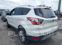 2017 Ford ESCAPE photo