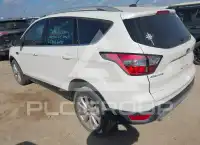 2017 Ford ESCAPE photo