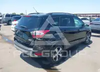 2017 Ford ESCAPE photo