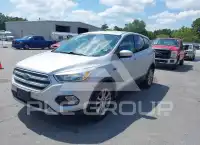 2017 Ford ESCAPE photo