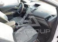 2017 Ford ESCAPE photo