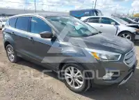 2017 Ford ESCAPE photo