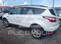 2017 Ford ESCAPE photo