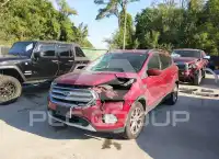 2017 Ford ESCAPE photo