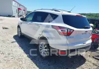 2017 Ford ESCAPE photo