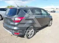 2017 Ford ESCAPE photo