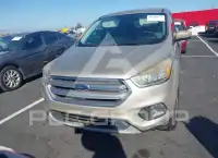 2017 Ford ESCAPE photo