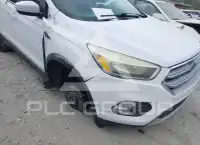 2017 Ford ESCAPE photo