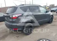 2017 Ford ESCAPE photo