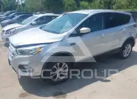 2017 Ford ESCAPE photo