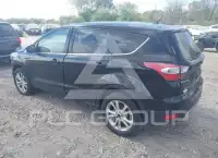 2017 Ford ESCAPE photo