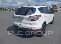 2017 Ford ESCAPE photo