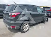 2017 Ford ESCAPE photo
