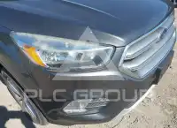 2017 Ford ESCAPE photo